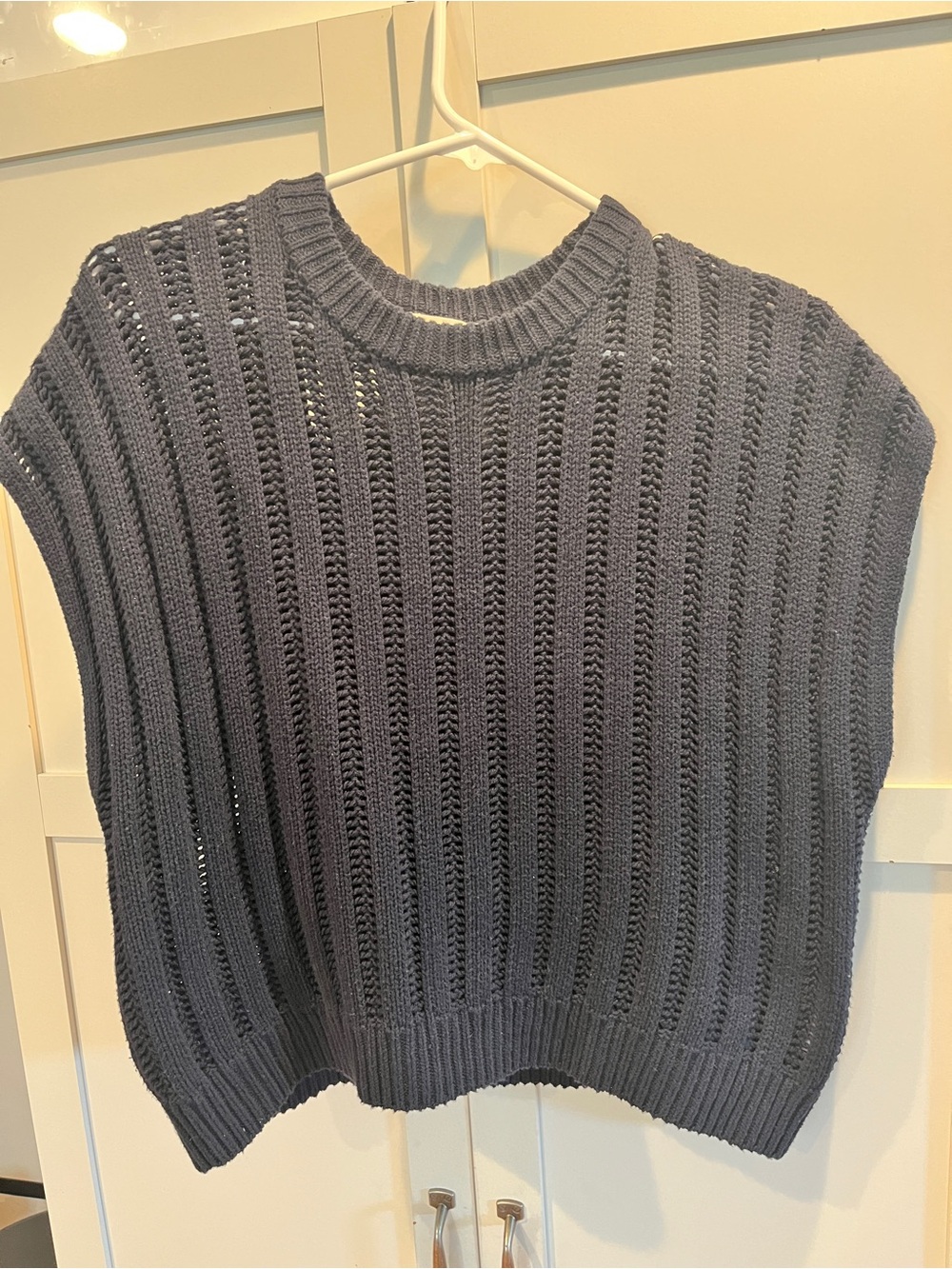 Splendid Women’s Navy Knit Sleeveless Sweater